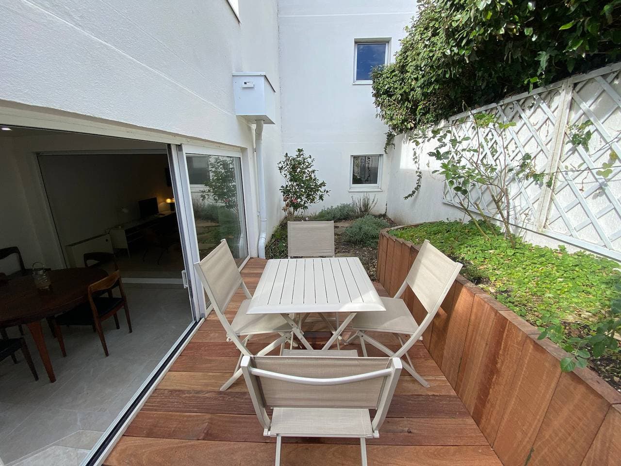 Foto 1 von 20: Geräumiges renoviertes Studio mit Terrasse und privatem Parkplatz