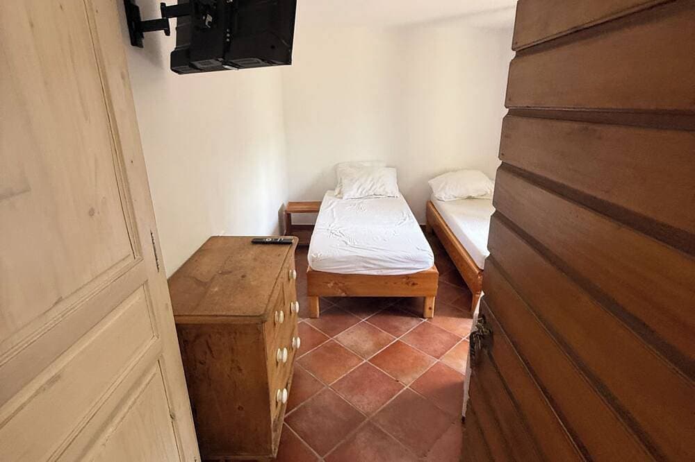 Foto 2 von 30: Comfortable sheepfold close to the beach and all amenities in an 8-hectare estate