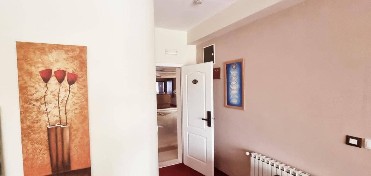 Foto 9 von 10: Double Room with Balcony