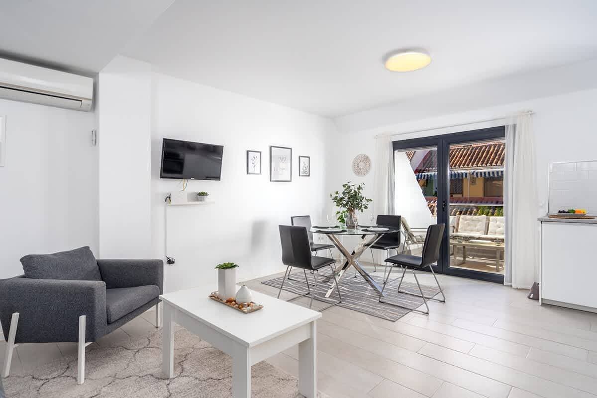 Foto 3 von 22: Ferienwohnung für 4 Personen mit Garten