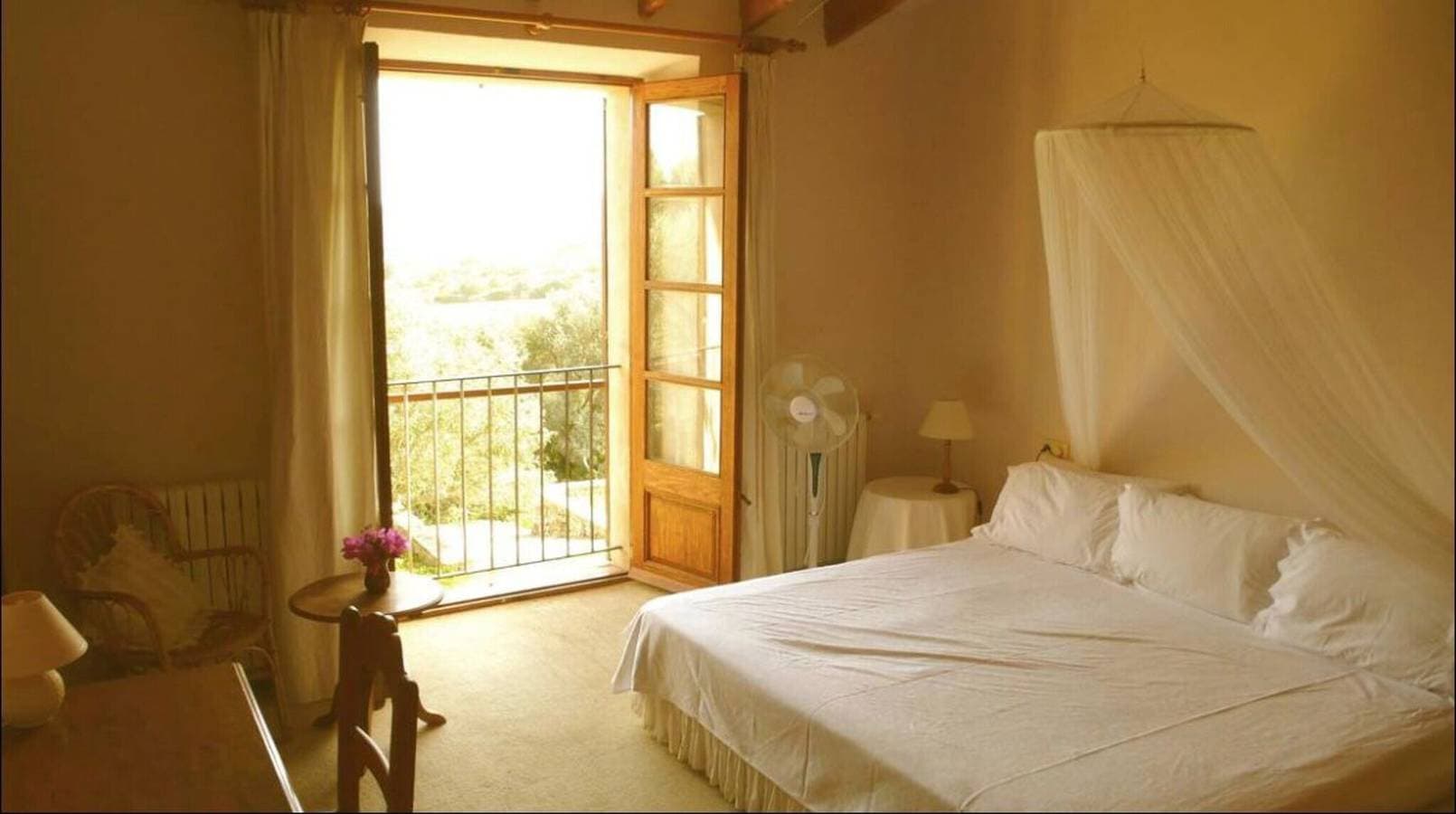 Foto 13 von 24: Finca 'Sa Mesquida De D'alt' mit Meerblick, privatem Pool und Wi-Fi