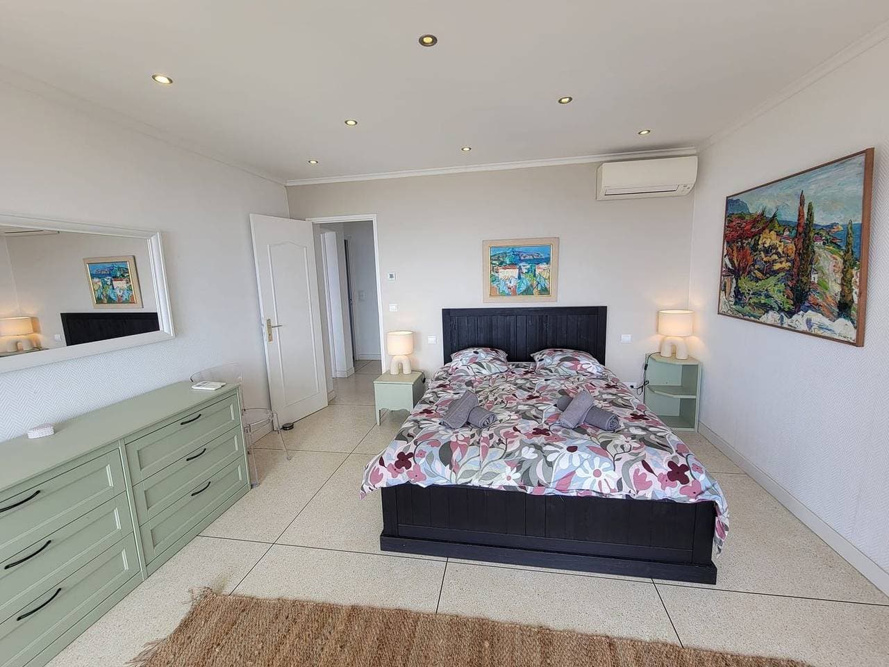 Foto 13 von 32: Traumhafte Ferienoase mit atemberaubendem Meerblick, Pool und idealer Lage