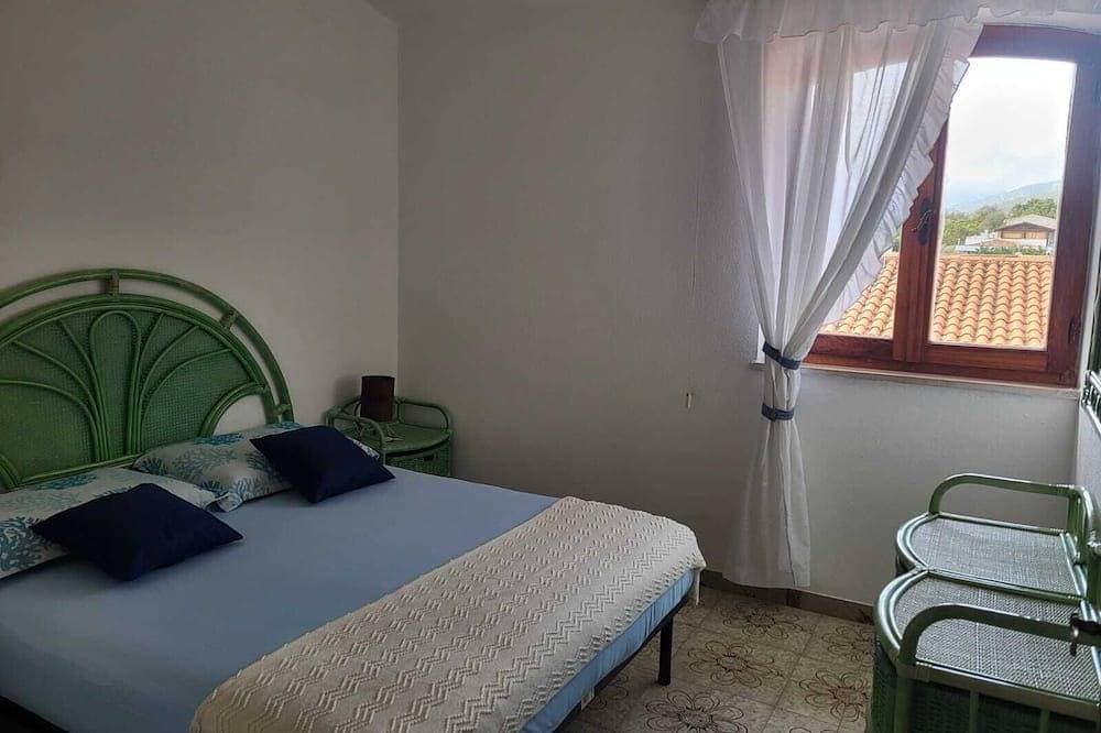 Foto 2 von 30: Apartment mit Meerblick und kostenlosem Parkplatz im Innenhof, 30 m vom Meer entfernt