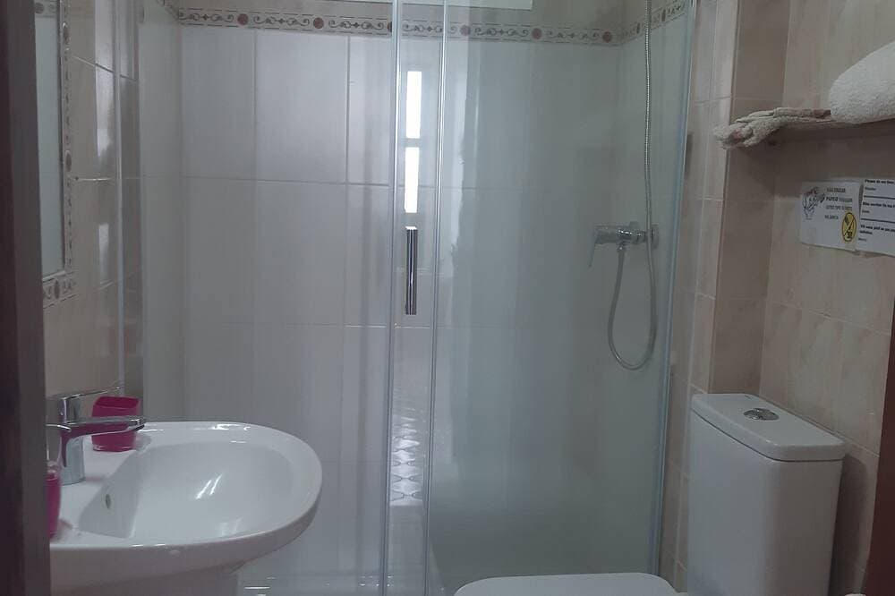 Foto 5 von 30: Typisches Algarve-Haus - Fuzeta, Arrroteia \"Casas carpinteiro\"