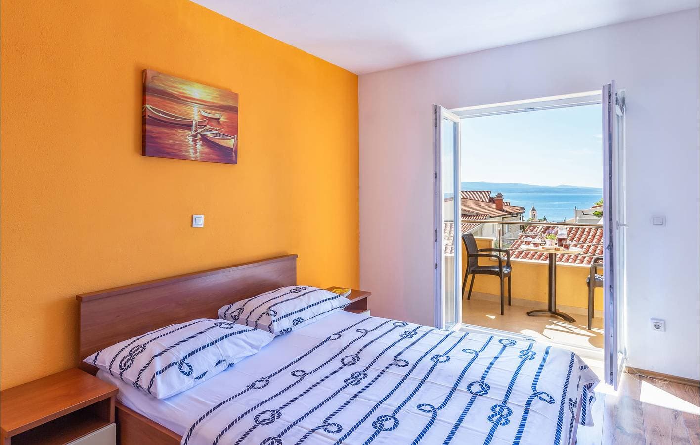 Foto 3 von 20: Apartment mit Meerblick, Terrasse, Parkplatz und WLAN, 700 m vom Strand entfernt