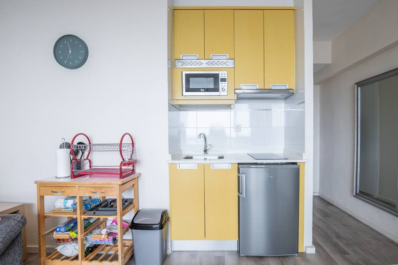 Foto 10 von 23: Ferienwohnung 'Vistas Al Mar - Junto A La Playa' mit Meerblick, Gemeinschaftspool und WLAN