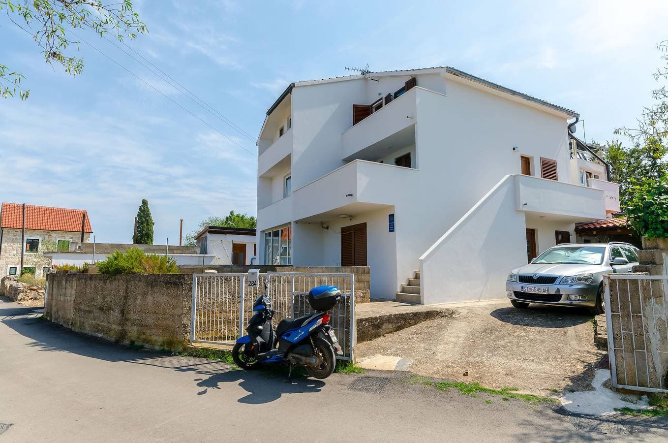Apartments Lada 1