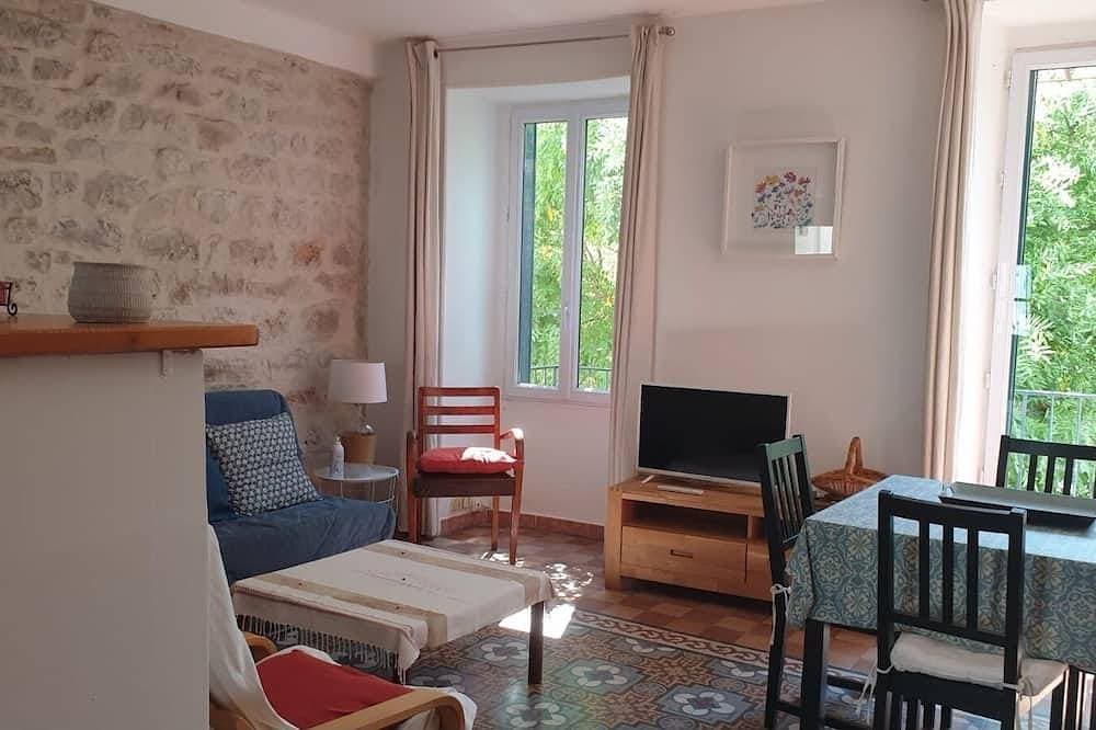 Foto 4 von 7: House in the town center, 2 bedrooms / max. 3 people, quiet terrace, river 1 km away