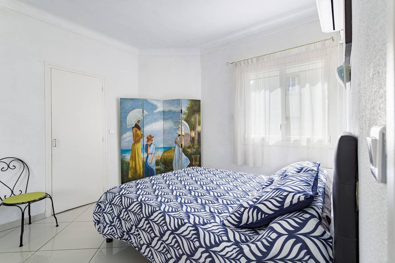 Foto 11 von 27: Top-Lage, traumhafter Meerblick: Komfortable 2-Zimmer-Wohnung mit Terrasse im Zentrum