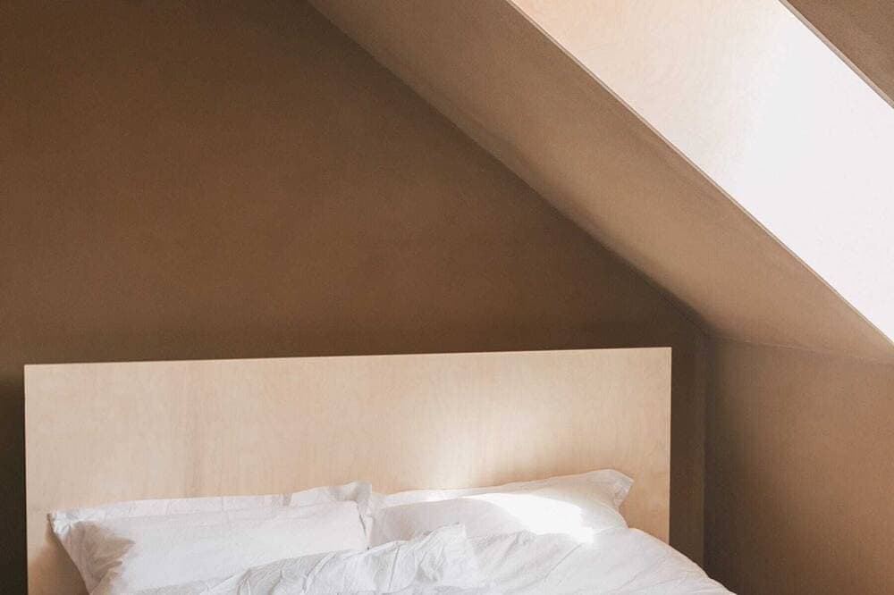 Foto 2 von 30: Dachgeschoss: Kaminofen und Raum für Gemeinschaft