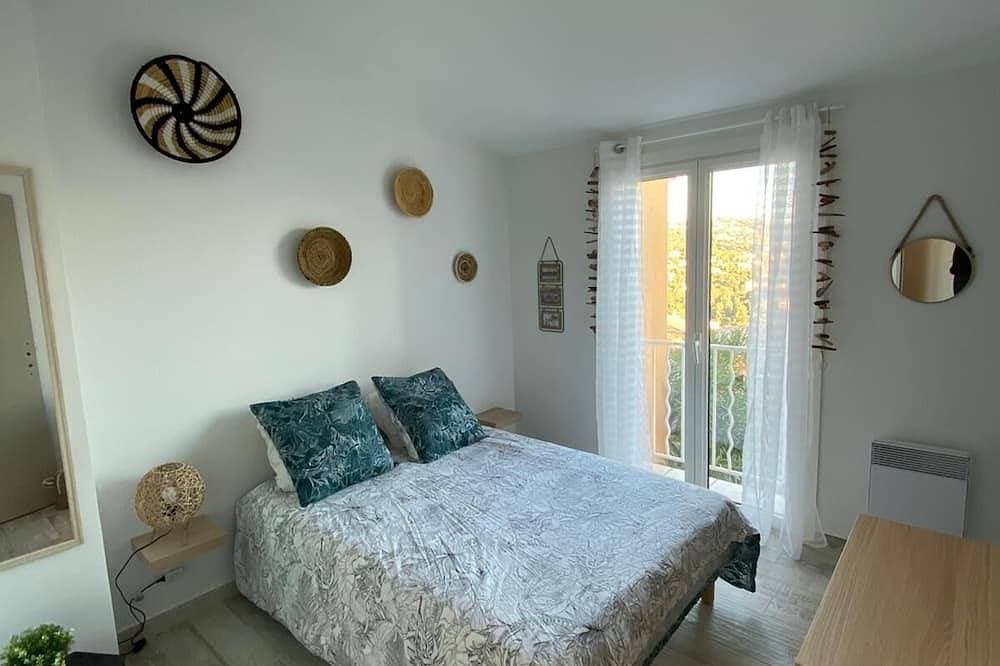 Foto 2 von 16: Haus mit Meerblick, Pool, Garten und Tennis - für 4 Personen