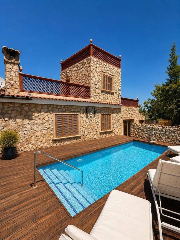 Foto 10 von 67: Villa