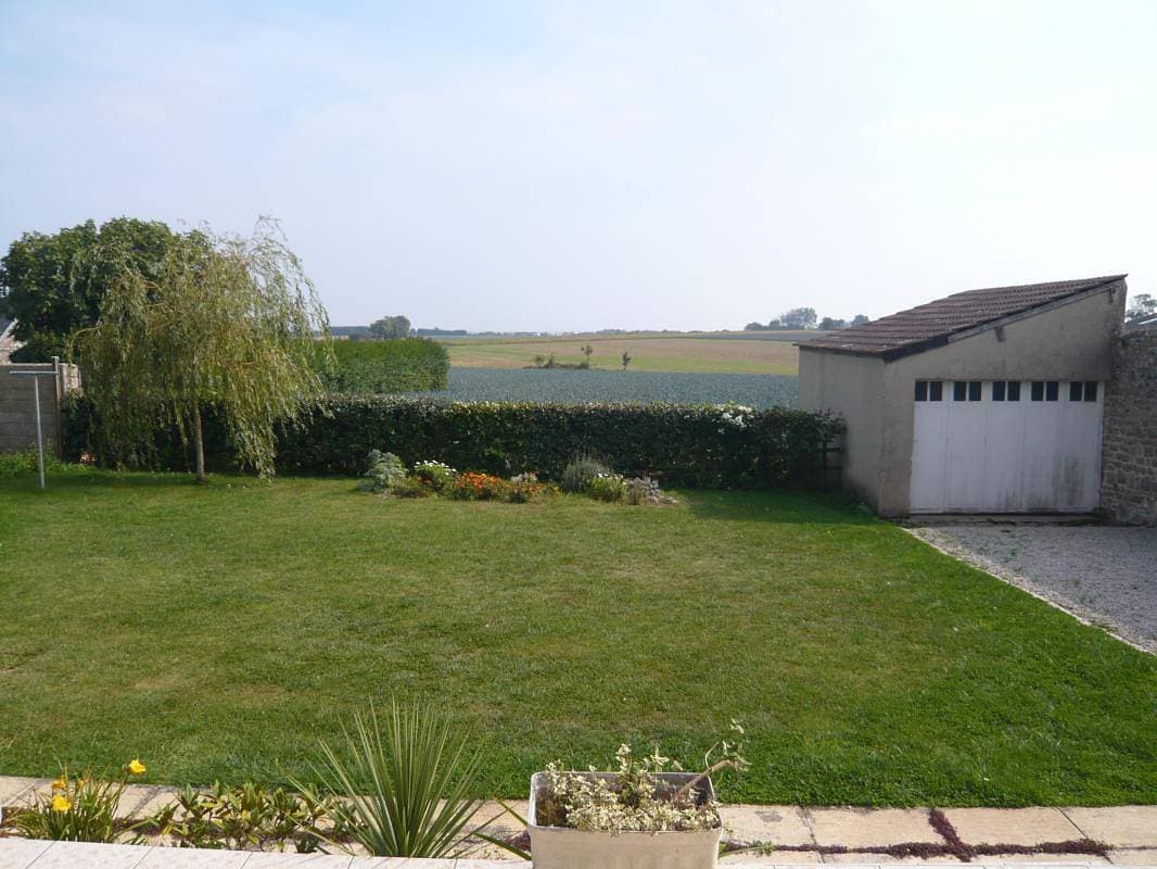 Foto 12 von 12: Gite am Strand mit Parkplatz, Terrasse und Garten