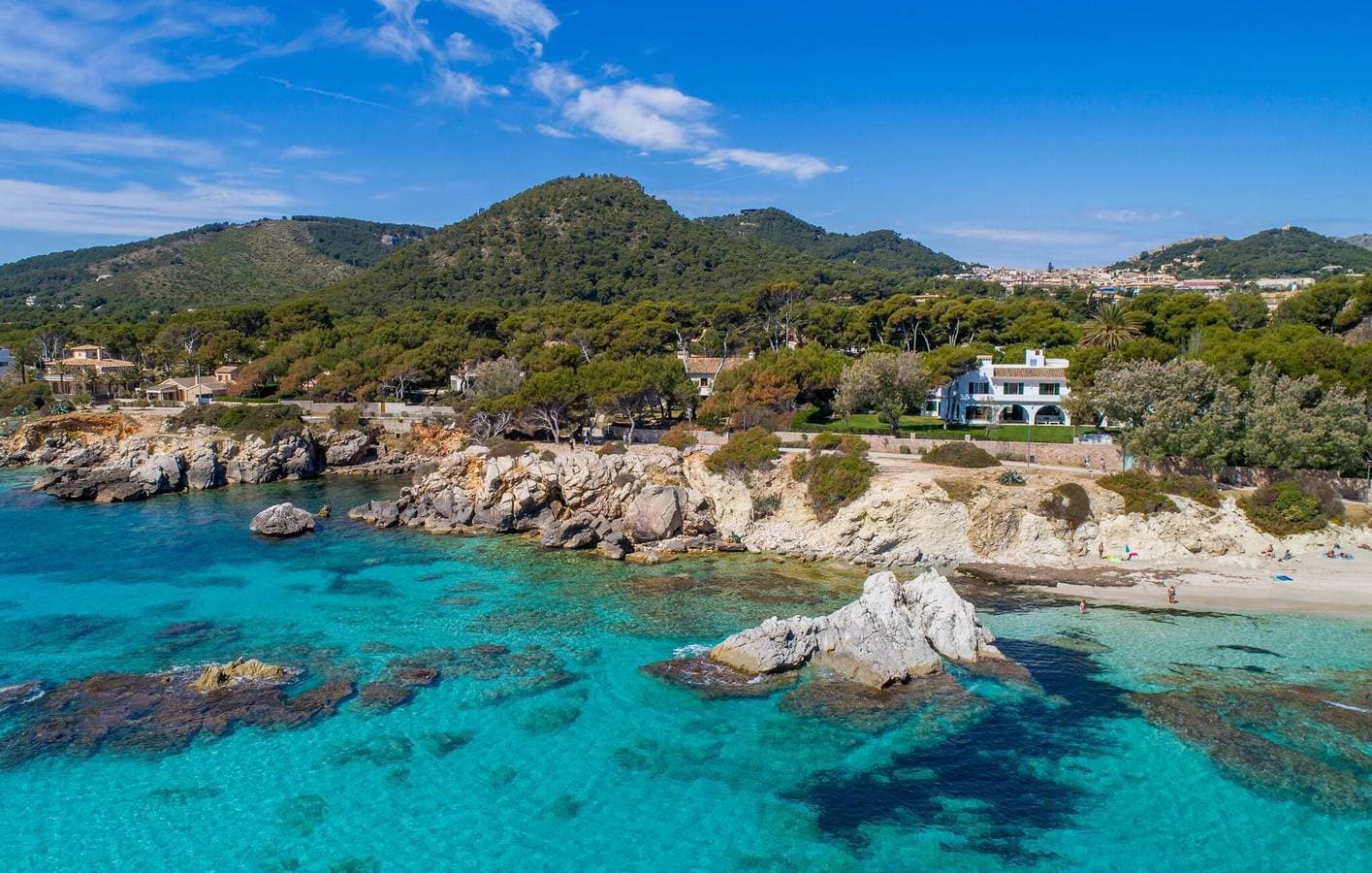 Apartment mit Meerblick, Pool und Terrasse 1