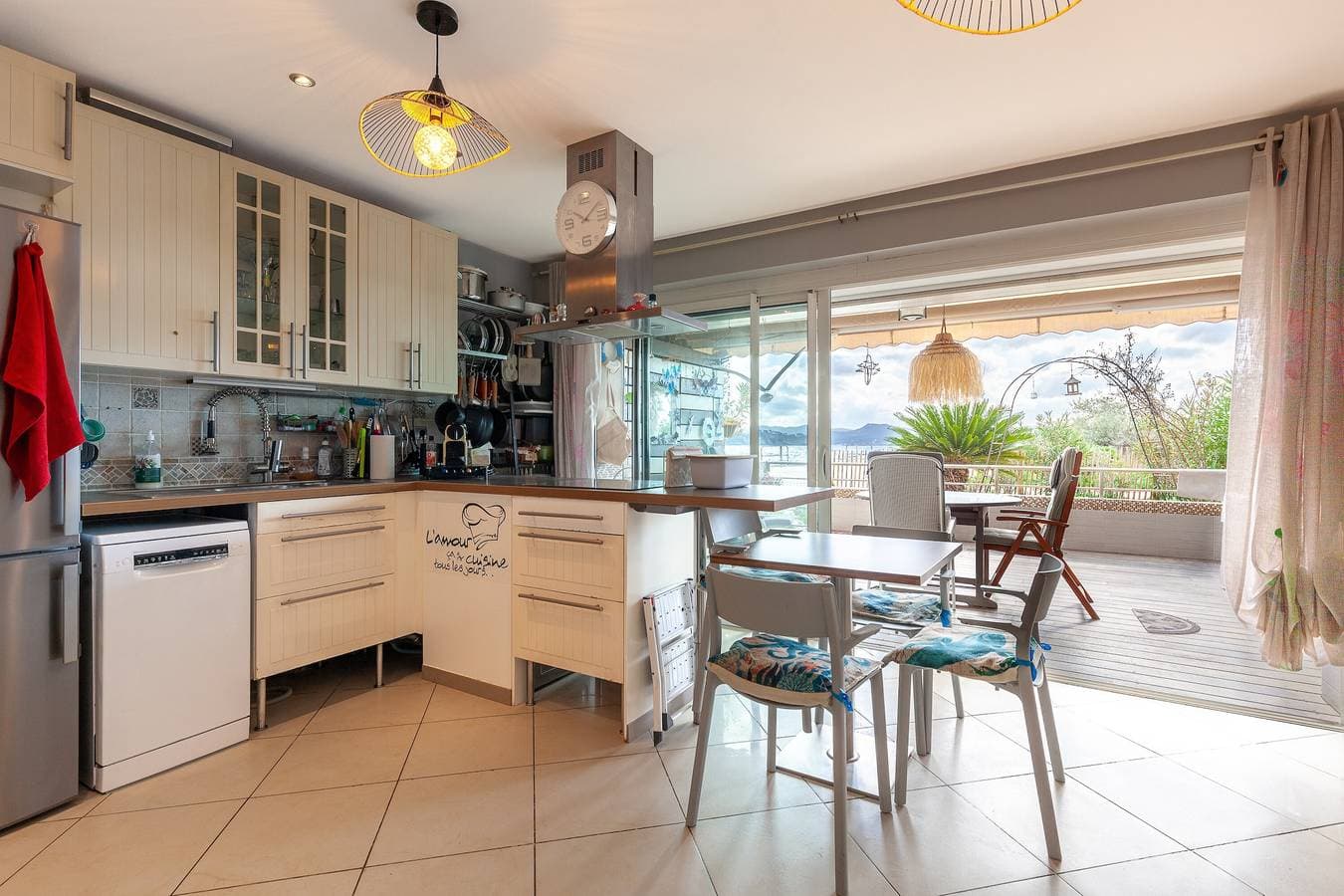 Foto 8 von 20: Apartment am Wasser mit Meerblick, WLAN und Klimaanlage
