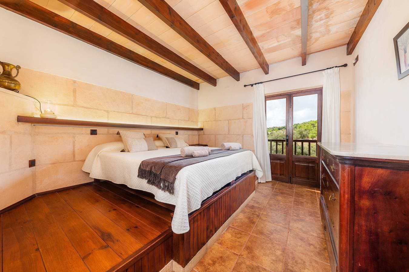 Foto 11 von 35: Ferienhaus "Es Sestador" mit Bergblick, Gemeinschaftspool und WLAN