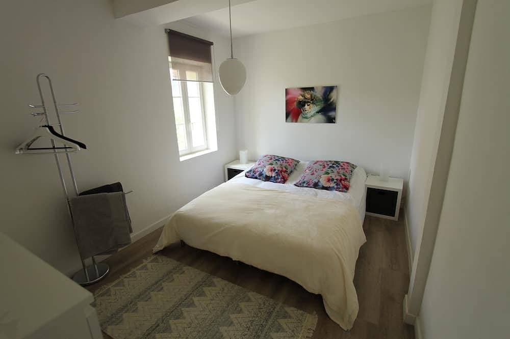 Foto 2 von 21: Haus mit Pool und Garten, 4 Schlafzimmer, 8 Personen, großes Wohnzimmer, 2 Badezimmer
