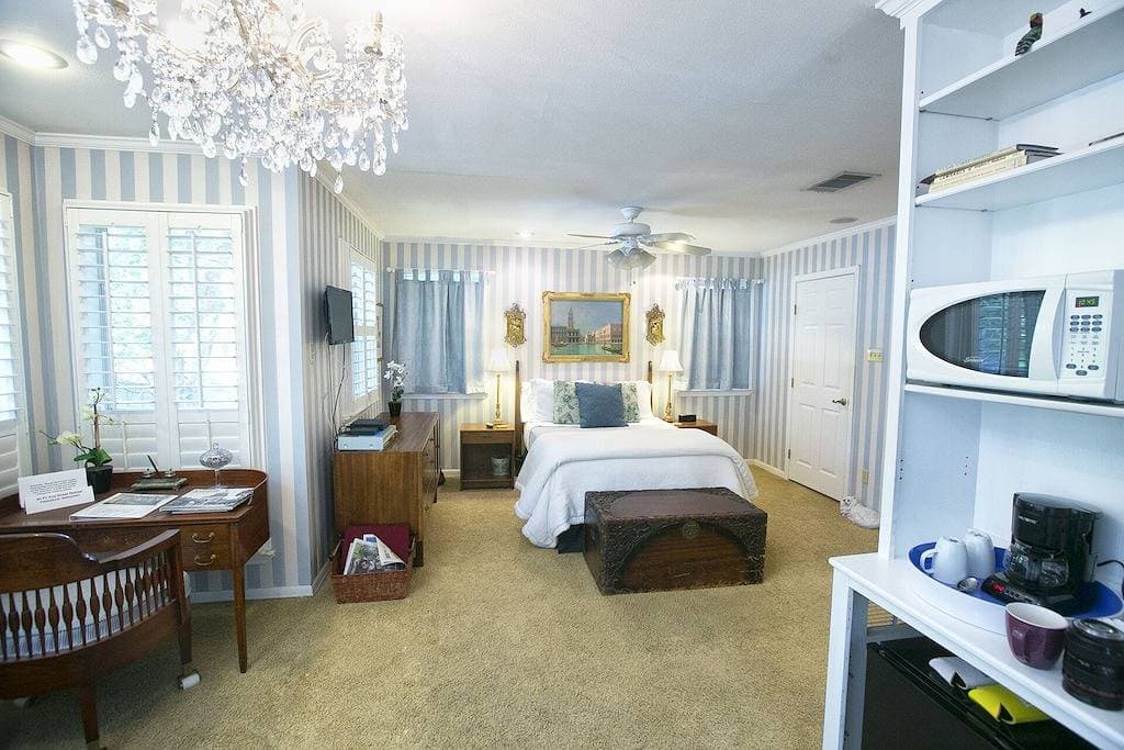 Foto 5 von 21: ❤️ SoCo Private Suite: Ungewöhnlicher Luxus, unschlagbare Lage, ungewöhnlicher Wert
