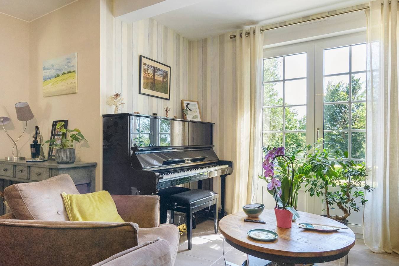 Foto 2 von 22: Gästezimmer „Le Lys De Mer – Zimmer“ mit Meerblick, Gemeinschaftsterrasse und WLAN