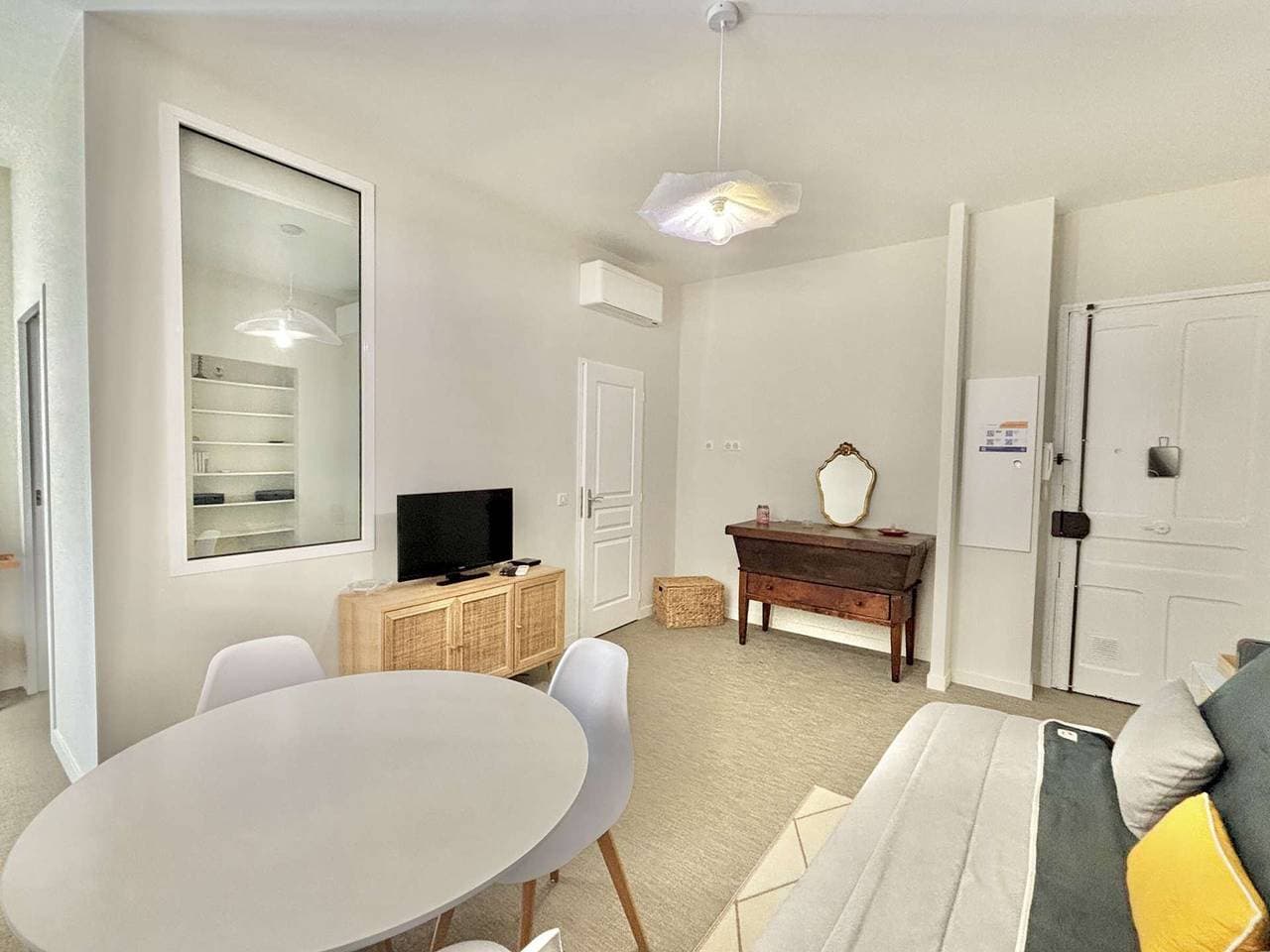 Foto 2 von 15: Zentral gelegenes Apartment in Ajaccio mit Internet, Klimaanlage und Nähe zu Sehenswürdigkeiten