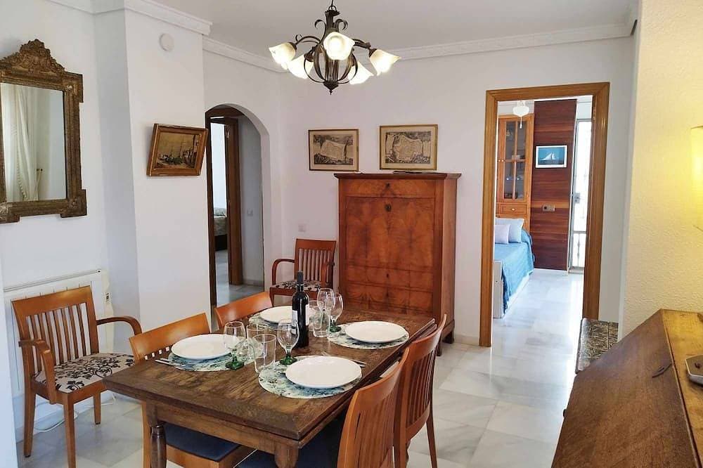 Foto 13 von 30: Penthouse in Estepona mit zwei Schlafzimmern und einem Badezimmer