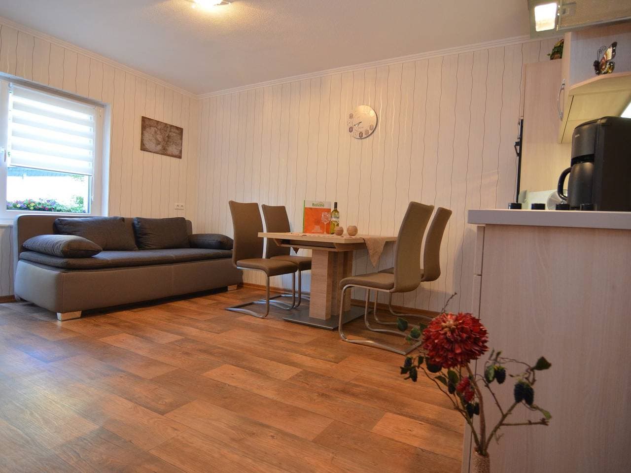 Foto 3 von 25: Charmante Ferienwohnung mit Terrasse in Medebach