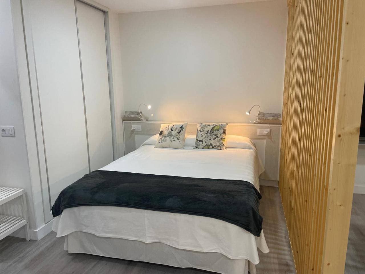 Foto 6 von 26: Studio with Sofa Bed