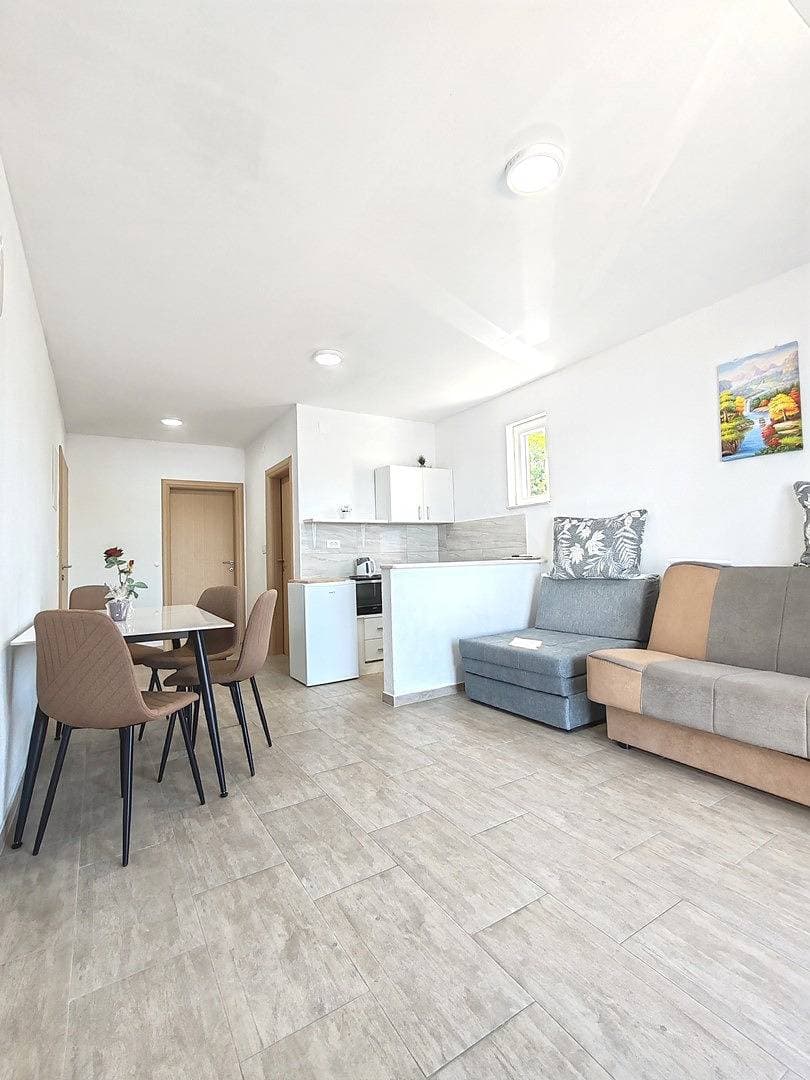 Foto 10 von 12: Ferienwohnung für 5 Personen mit Balkon/Terrasse
