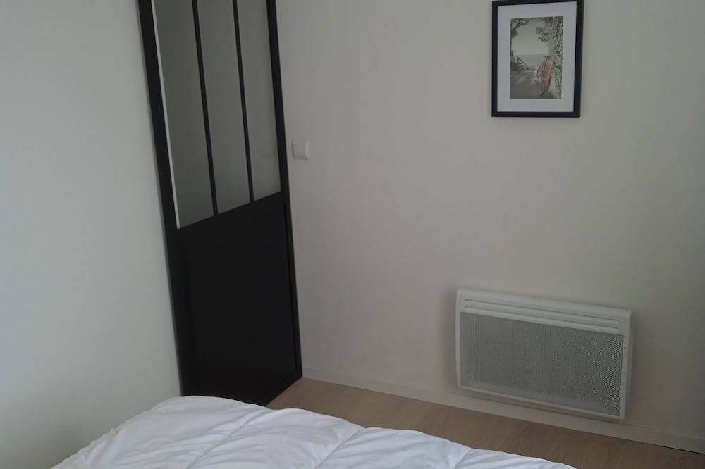 Foto 5 von 18: Charming Mersoise house 7 minutes walk from the beach with private covered parking