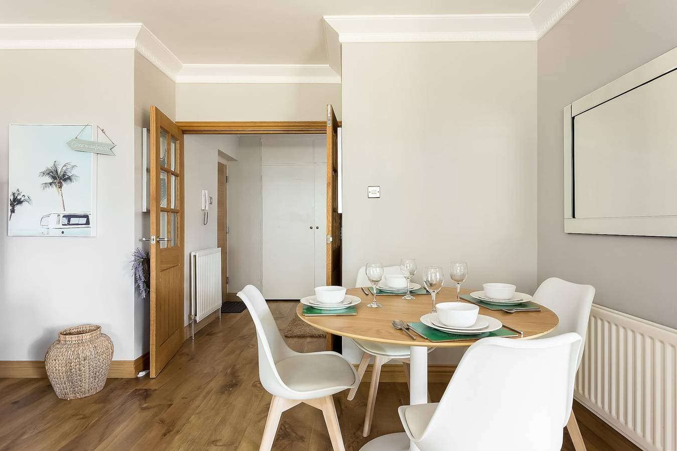 Foto 5 von 32: Sandy Shores - 2-bed flat on Sandbanks Peninsular