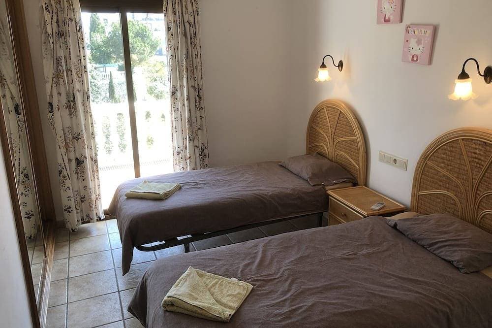 Foto 7 von 30: Privatvilla mit Pool, 4 Gehminuten vom Strand El Faro entfernt, Glasfasernetz