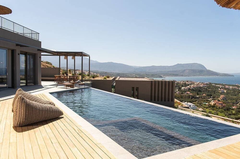 Foto 12 von 24: Villa Aurivis, Divine Sea Views, Private Infinity Pool, Furnished Terrace,.