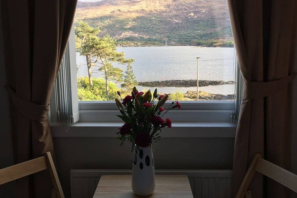 Amazing Views to Skye! (Room Only ). 1