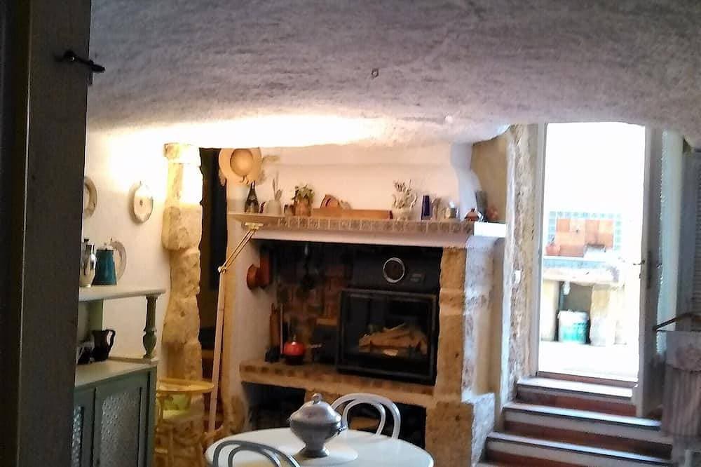 Foto 11 von 23: Haus im Felsen in der nach Saint Chamas (13) klassifizierten Stätte