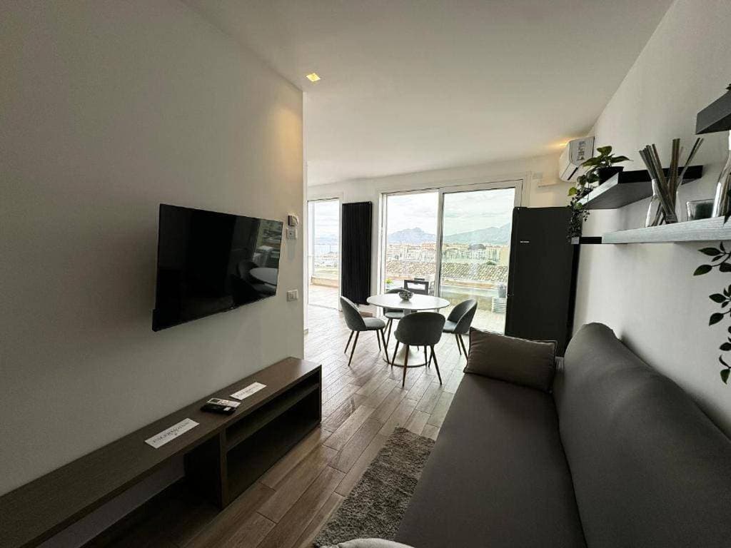 Foto 9 von 9: One-Bedroom Apartment with Rooftop Spa Bath
