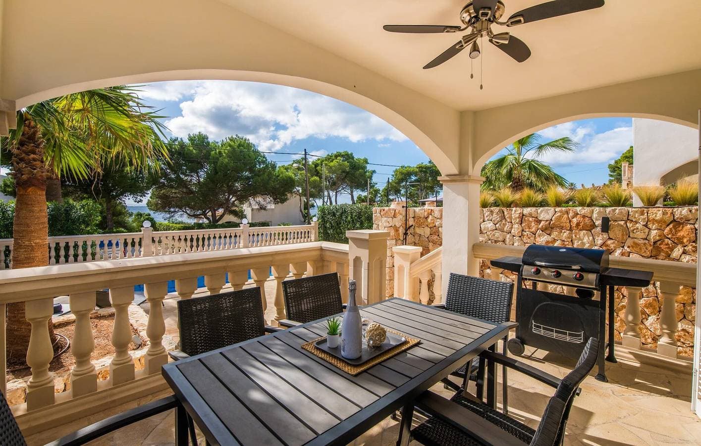 Foto 6 von 37: Rückzugsort mit Meerblick, Pool, AC und Grill, 1 km zum Strand Cala Pi