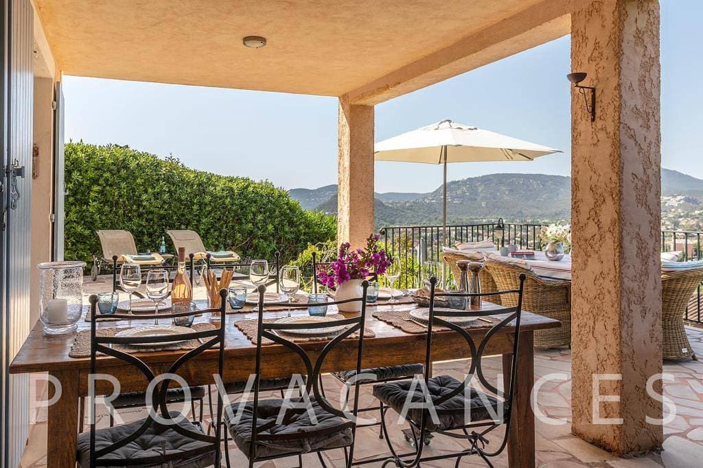Foto 3 von 61: Ferienhaus mit Pool in Mandelieu-la-Napoule in der Nähe von Cannes