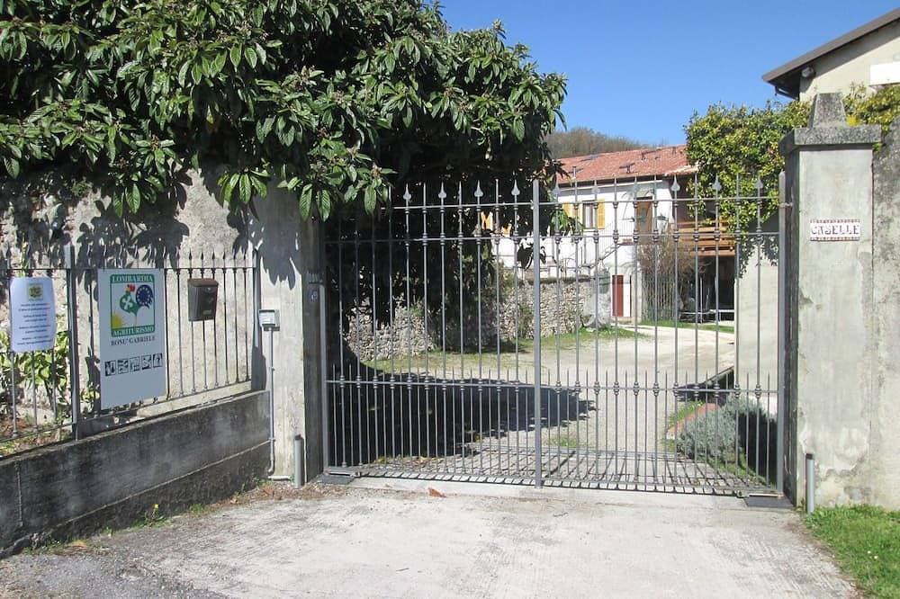 Foto 11 von 21: Apartment for couples with garden - 10 min from the lake!
