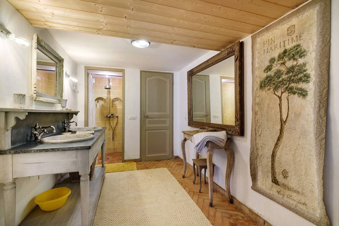 Foto 8 von 27: Apartment 'La Suite Du Jardin Du Clos Stemarie' mit Meerblick, WLAN und Klimaanlage