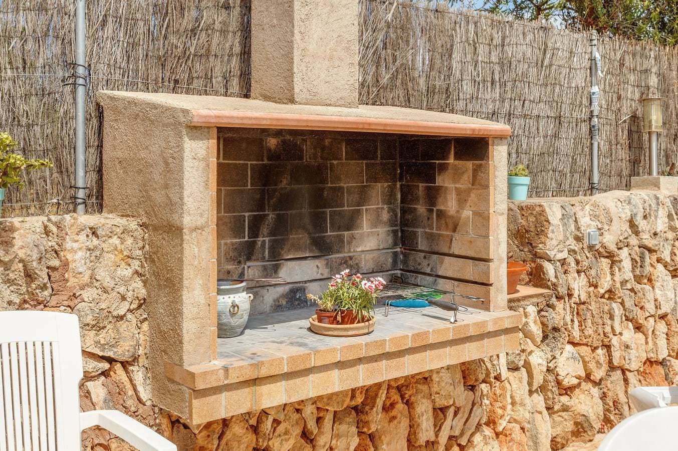 Foto 4 von 27: Finca "Sa Barraca d'en Camine" mit Pool in der Natur