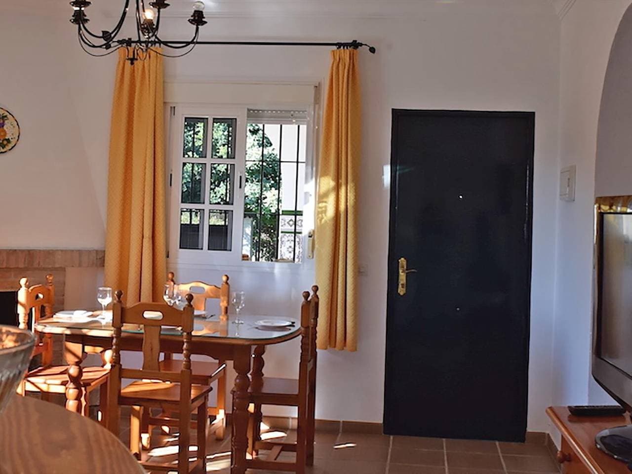 Foto 9 von 19: Ferienhaus für 4-5 Personen, nur 150m vom Strand entfernt. Ideal für Familien.