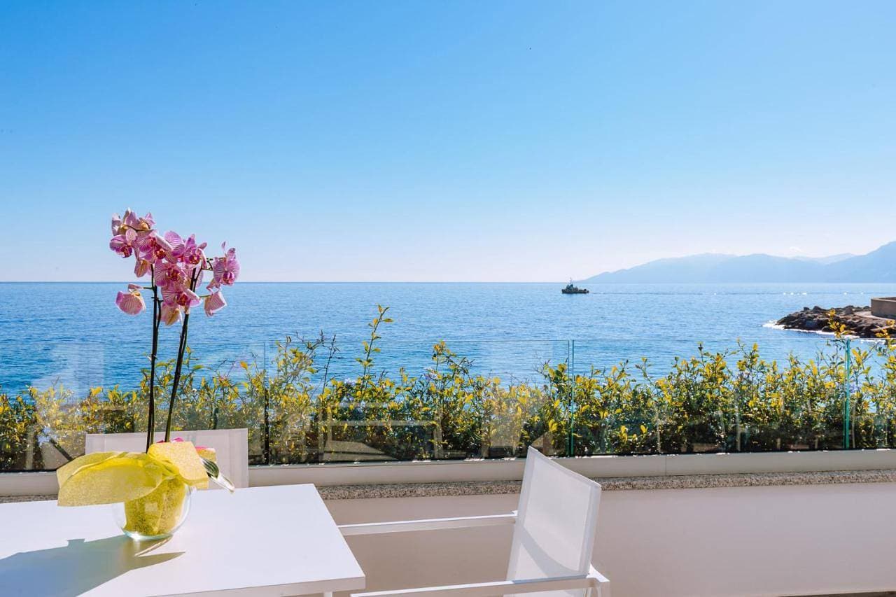 Hotel Caramare 1