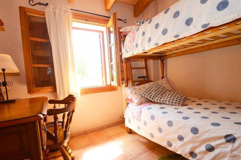 Foto 4 von 30: Schöne Villa für 8 Pax, umgeben von Gärten, Pool, im Herzen von Mallorca