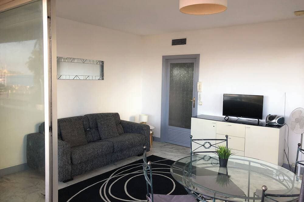 Foto 5 von 26: 7 Promenade des Anglais-City Centre Nice Beach Apartment and roof pool