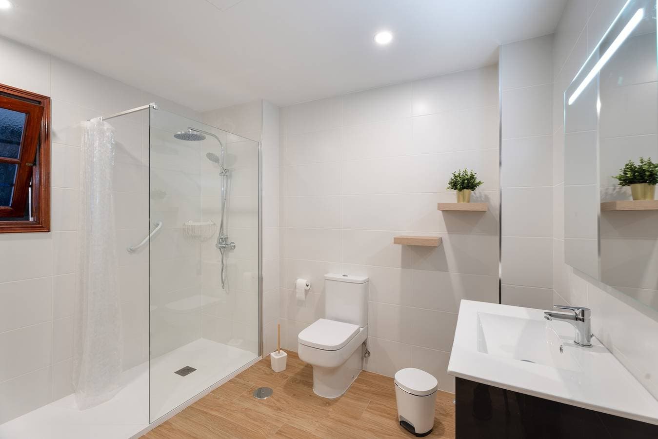 Foto 7 von 28: Ferienwohnung 'Tomasol' mit Meerblick, privater Terrasse und WLAN