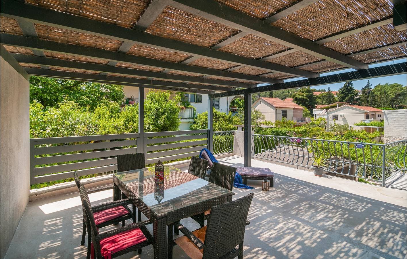 Foto 3 von 15: Gemütliche 1-Zimmer-Wohnung mit Terrasse, 400 m zum Strand und kostenlosen Parkplätzen