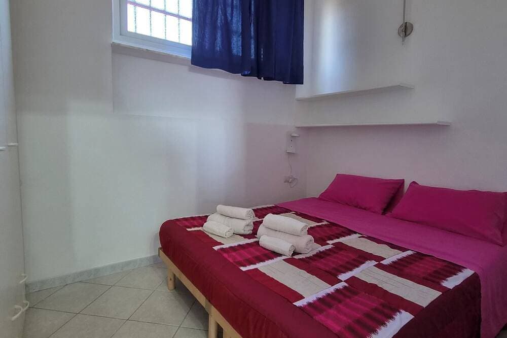 Foto 5 von 30: Five minutes from the beach, EightA cottage in private family village