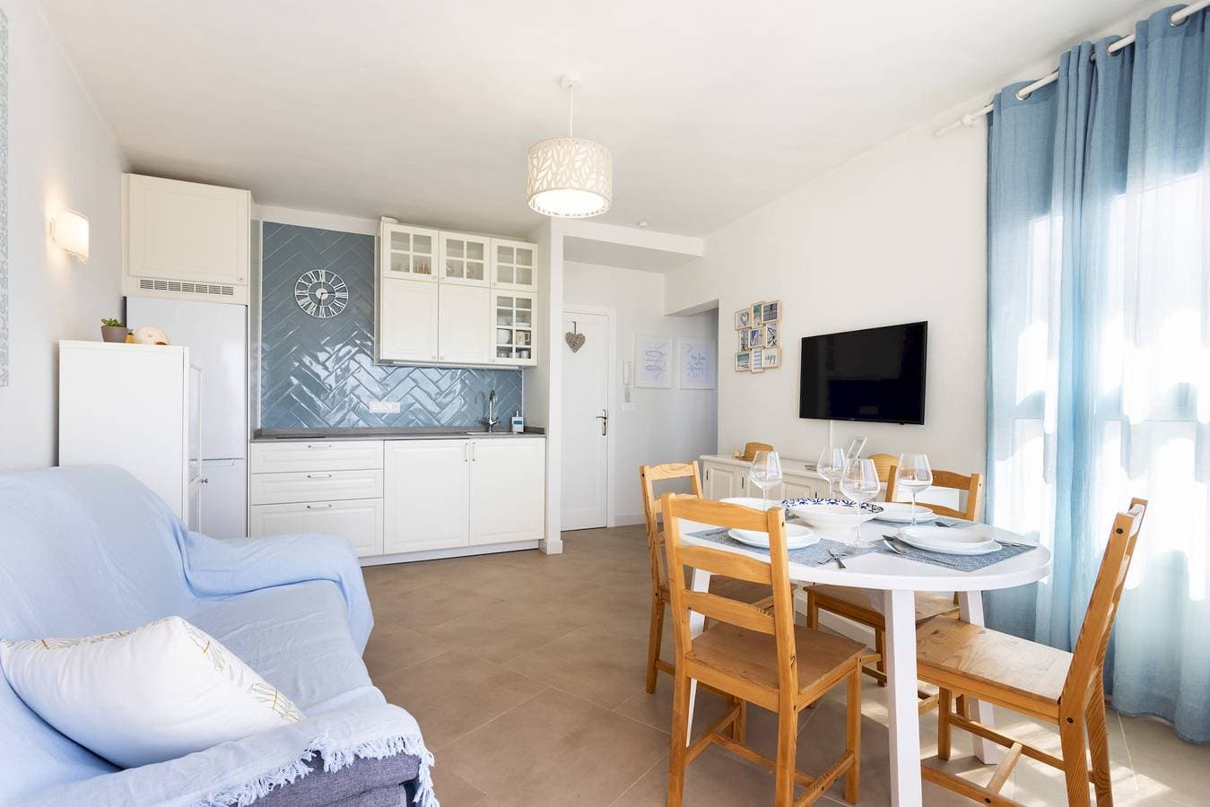 Foto 8 von 26: Ferienwohnung für 4 Personen mit Terrasse