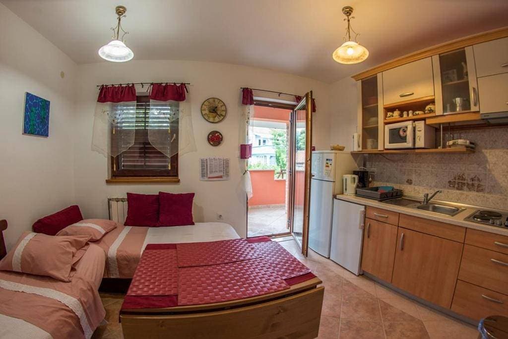 Foto 5 von 50: Ferienwohnung in Banjole mit Terrasse, Klimaanlage, W-Lan, Waschmaschine (3360-1)