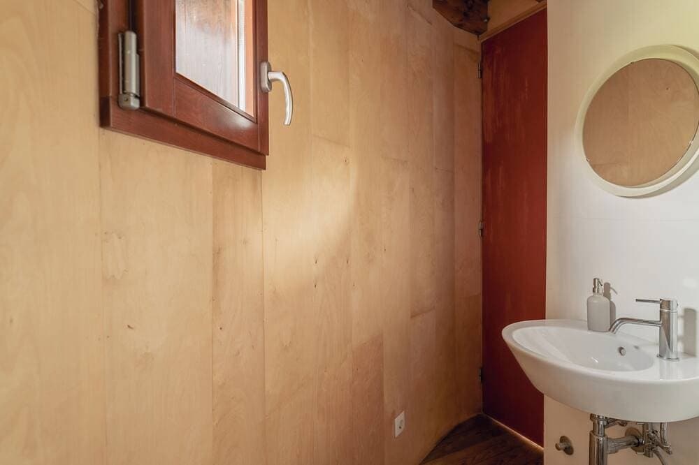 Foto 4 von 12: Cabra - Tree House